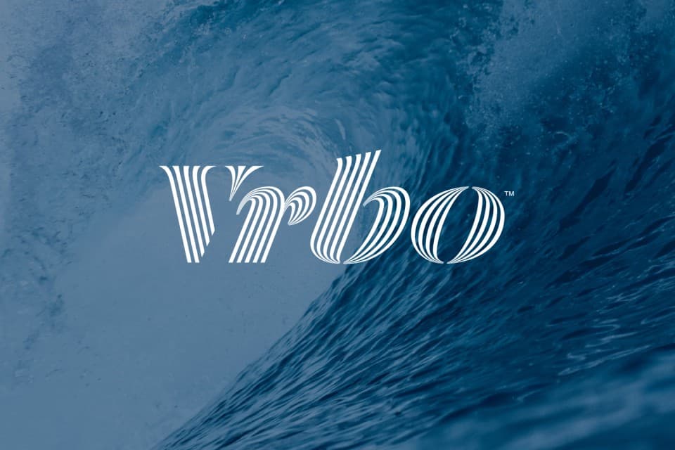 Vrbo Logo Wave